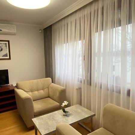 Part Cafe Residence Dunakeszi Dış mekan fotoğraf