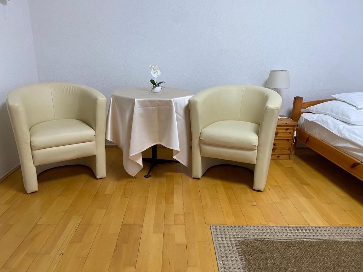 Part Cafe Residence Dunakeszi Dış mekan fotoğraf