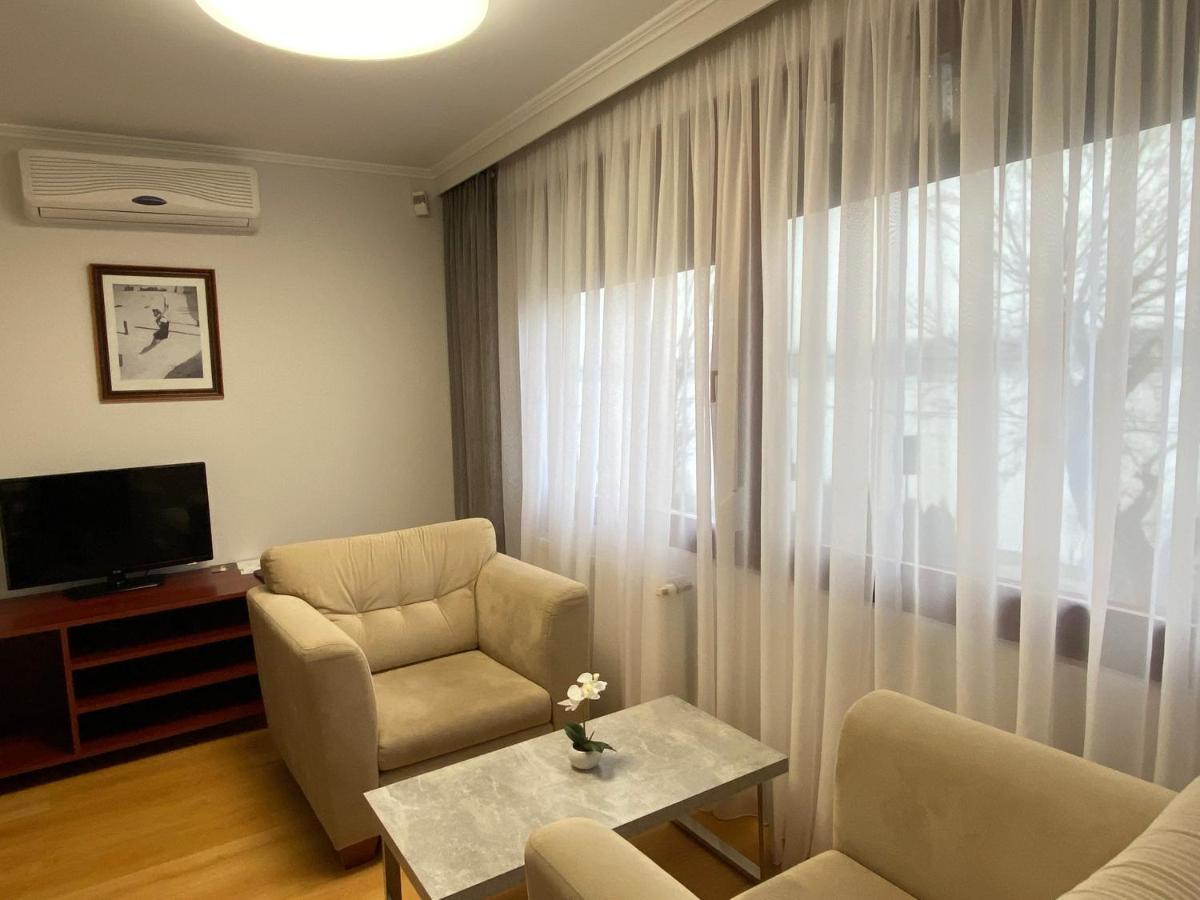 Part Cafe Residence Dunakeszi Dış mekan fotoğraf